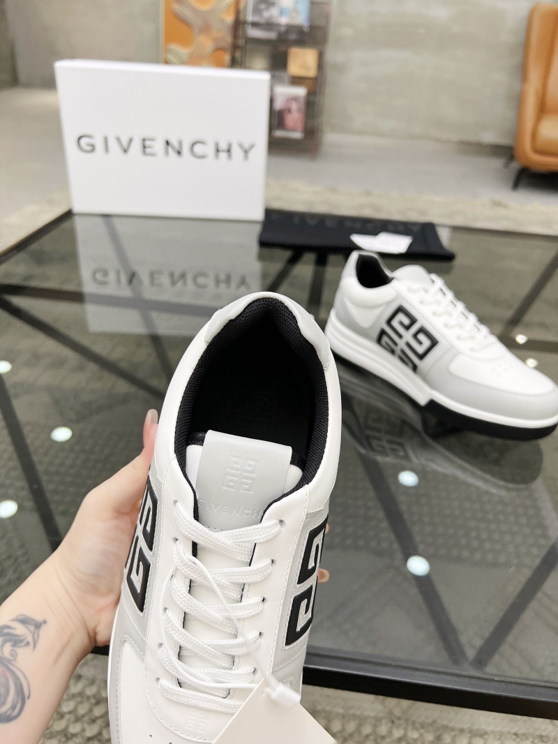 Givenchy Sneakers